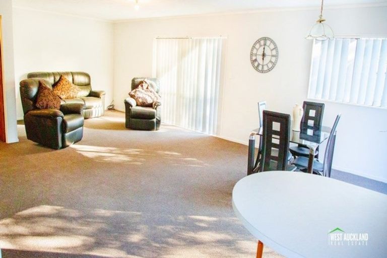 Photo of property in 1/31 Chorley Avenue, Massey, Auckland, 0614