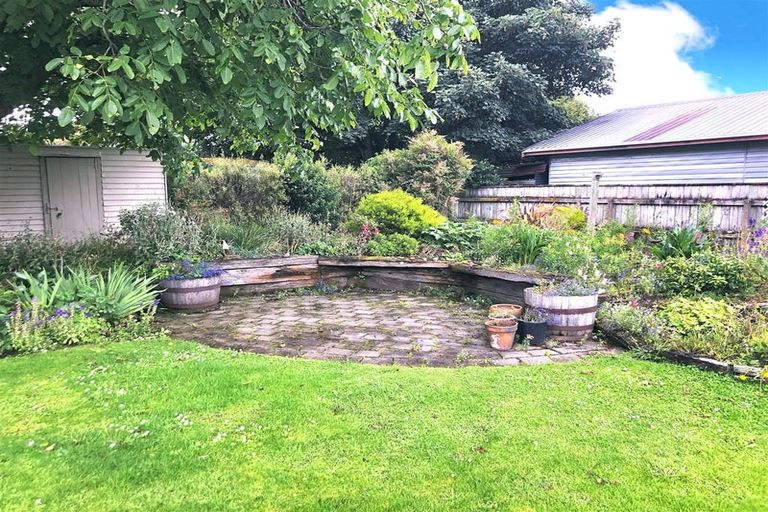 Photo of property in 61 Barraud Street, Dannevirke, 4930