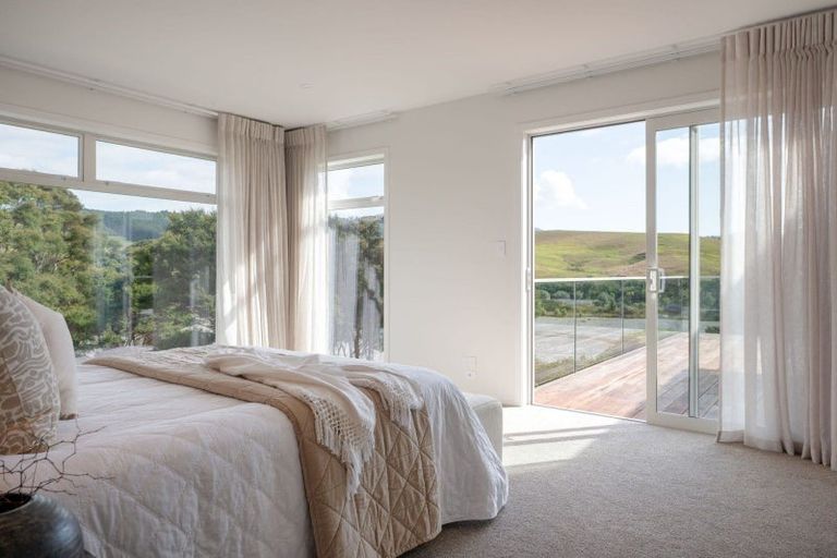 Photo of property in 98 Omahina Street, Raglan, 3225