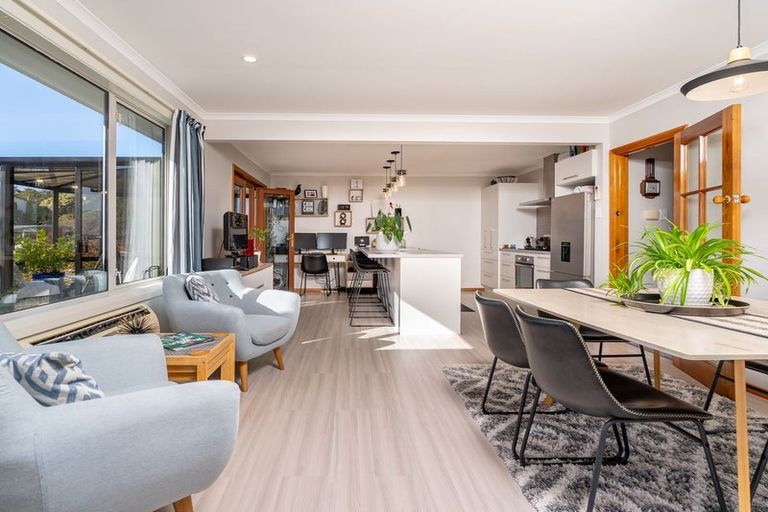 Photo of property in 104 Doon Street, Waverley, Dunedin, 9013