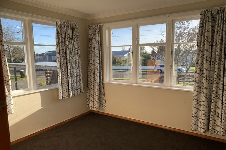 Photo of property in 10 Green Avenue, Levin, 5510