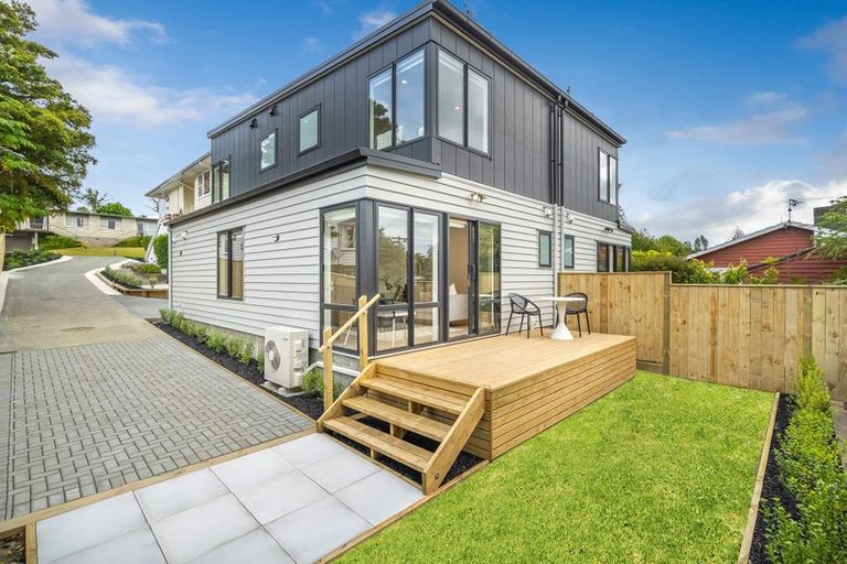 Photo of property in 5c Nea Place, Hillcrest, Auckland, 0627
