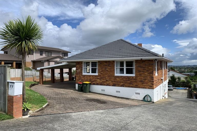 Photo of property in 77 Bradbury Road, Botany Downs, Auckland, 2010