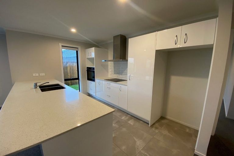 Photo of property in 4 Tangata Way, Omokoroa, 3114