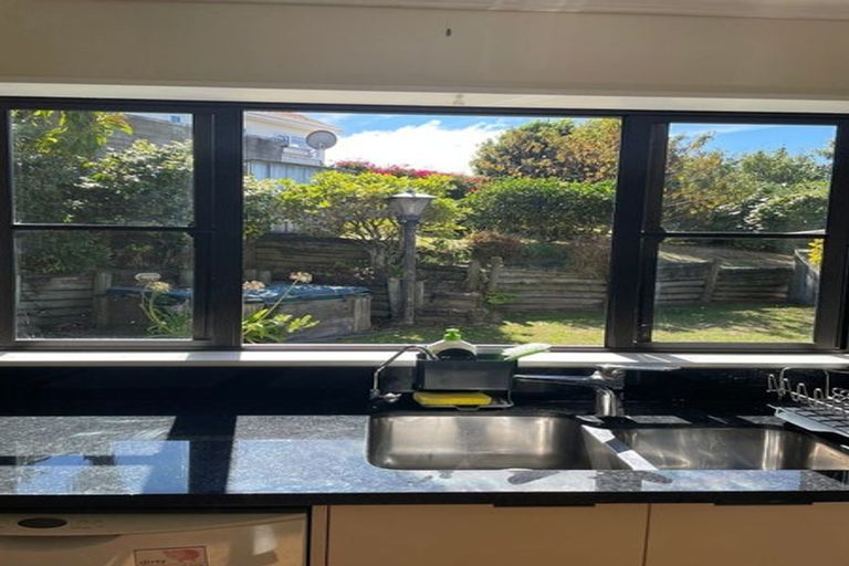 Photo of property in 1 Tudor Court, Paraparaumu Beach, Paraparaumu, 5032