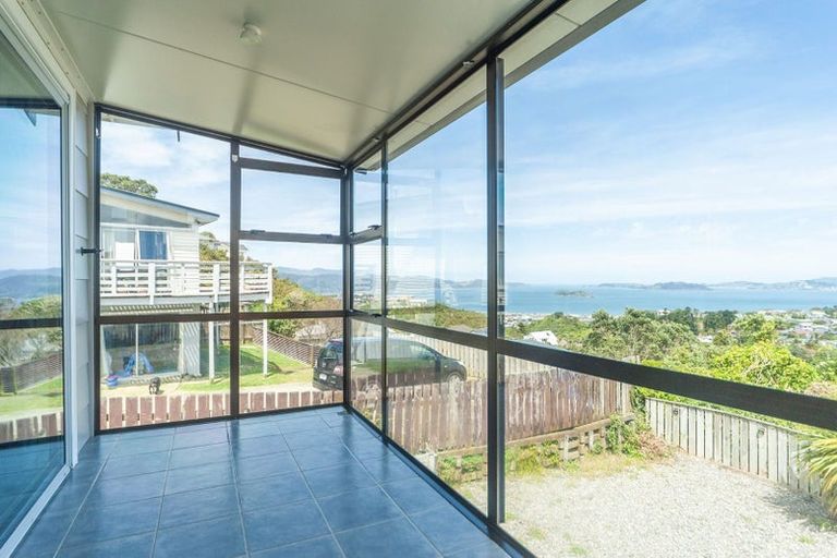 Photo of property in 46 Cypress Drive, Maungaraki, Lower Hutt, 5010