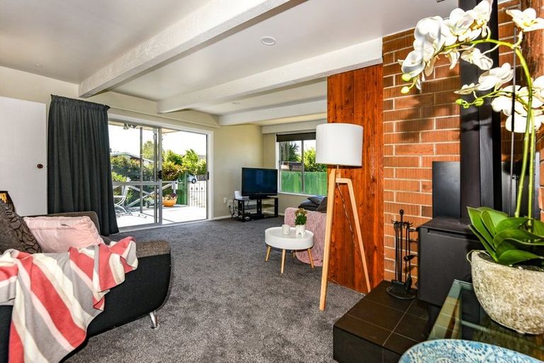 Photo of property in 30 Shetland Street, Woolston, Christchurch, 8062