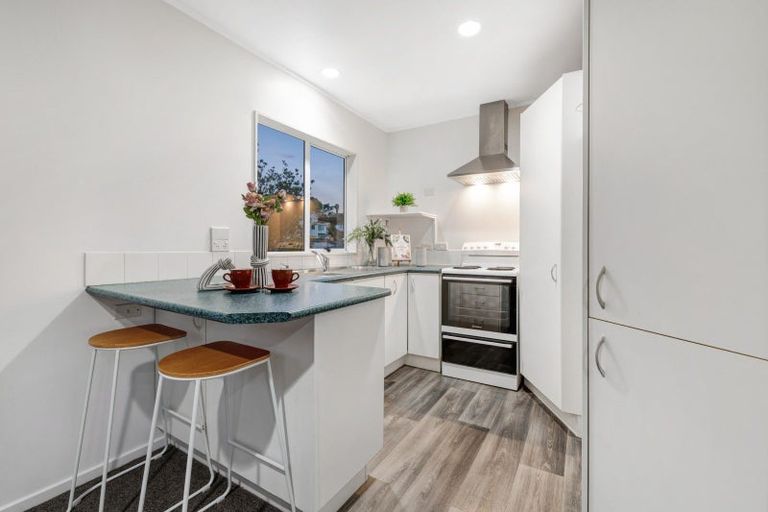 Photo of property in 1 Weka Close, Red Beach, 0932