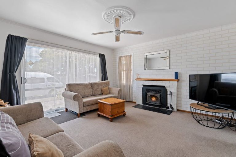 Photo of property in 3 Nairn Road, Mangakakahi, Rotorua, 3015