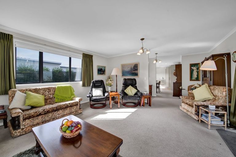 Photo of property in 156a Mangorei Road, Merrilands, New Plymouth, 4312