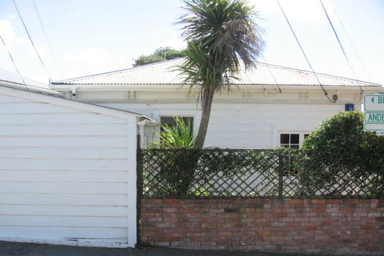 Photo of property in 10a Bidwill Street, Mount Cook, Wellington, 6021