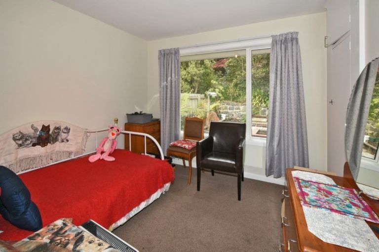 Photo of property in 2/71 Cashmere Road, Cashmere, Christchurch, 8022