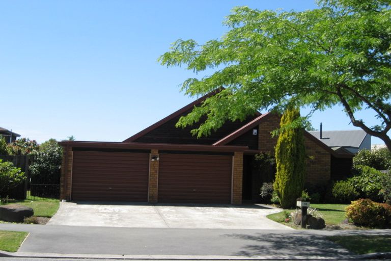 Photo of property in 18 Kedleston Drive, Avonhead, Christchurch, 8042