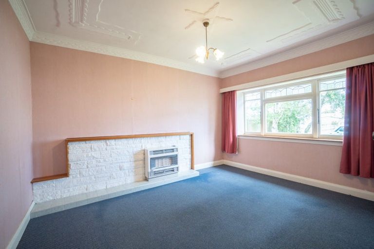 Photo of property in 10 Matamau Street, Palmerston North, 4414