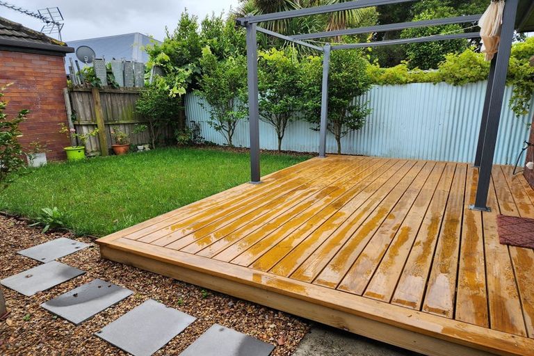 Photo of property in 77 Mackworth Street, Woolston, Christchurch, 8062