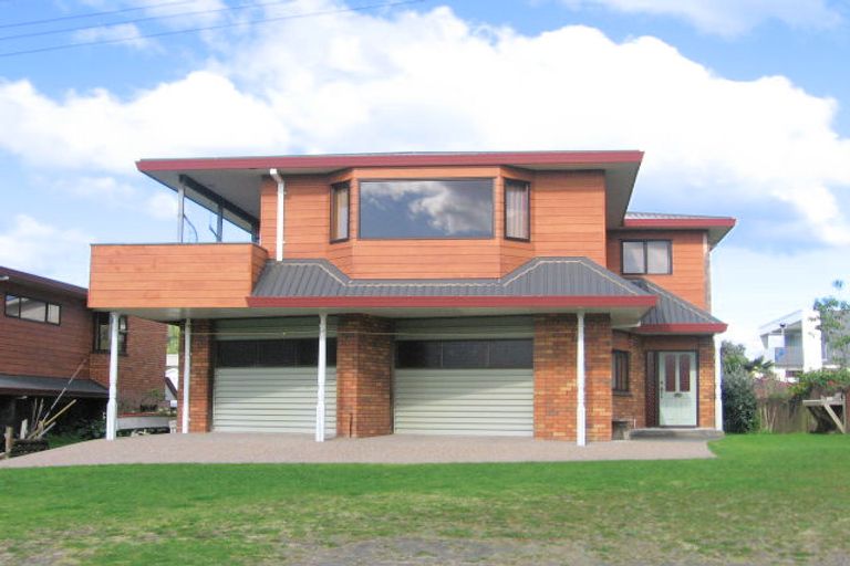 Photo of property in 202 Leighton Road, Whangamata, 3620