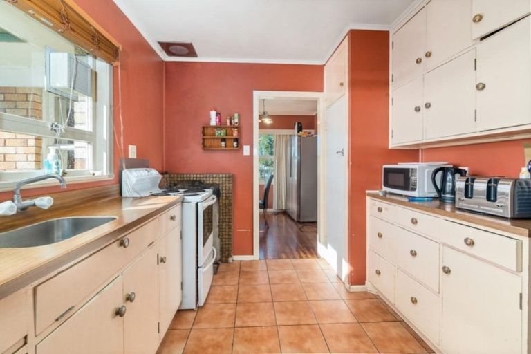 Photo of property in 61 Fairview Road, Western Heights, Rotorua, 3015