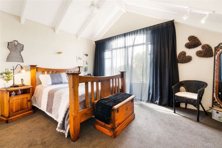 Photo of property in 39 Harvest Drive, Henderson, Auckland, 0612