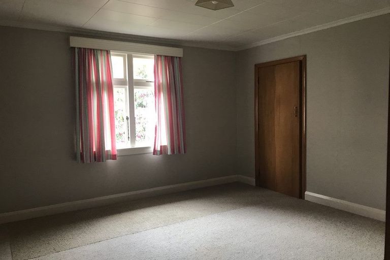 Photo of property in 76 Shearman Street, Waimate, 7924