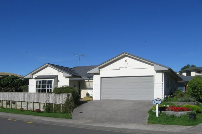 Photo of property in 1 Ring Lane, Paparangi, Wellington, 6037