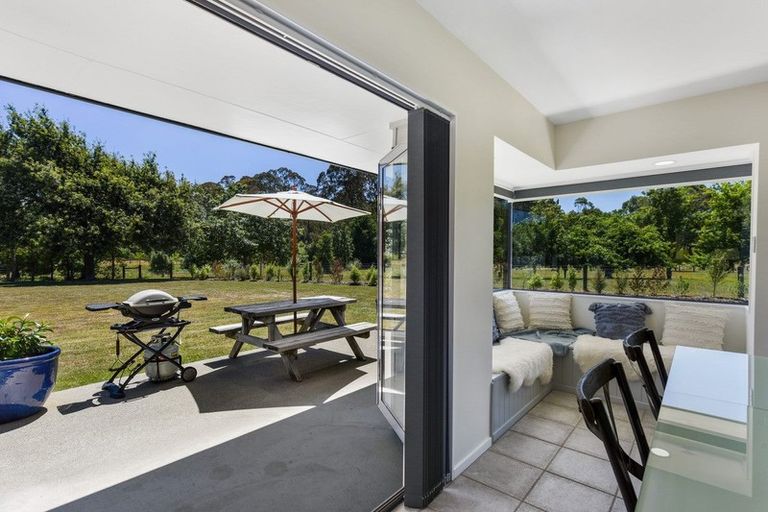 Photo of property in 11 Horton Road, Tasman, Upper Moutere, 7173