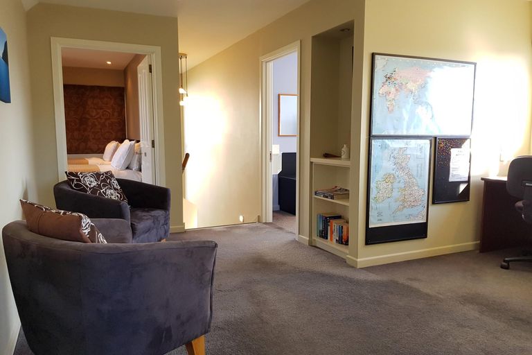 Photo of property in 12 Hamilton Drive, Lake Tekapo, 7999