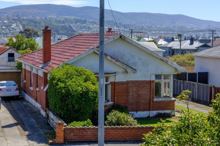 Photo of property in 128 Victoria Road, Saint Kilda, Dunedin, 9012
