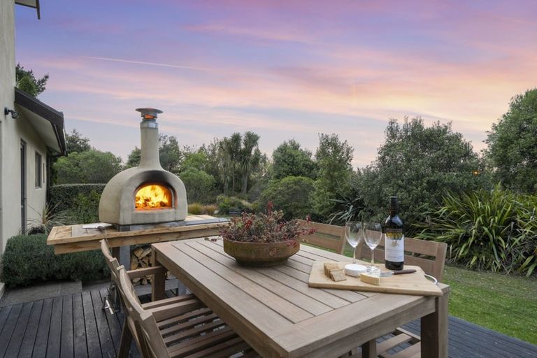 Photo of property in 12 Makerikeri Road, Loburn, Rangiora, 7472