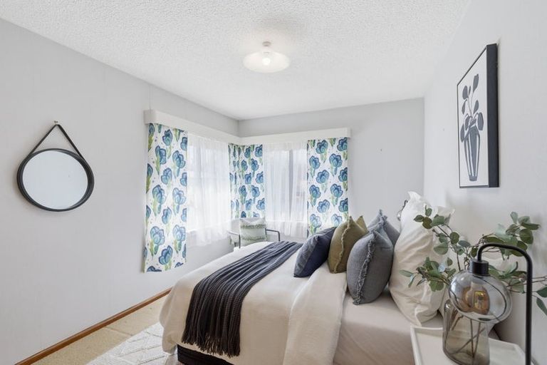 Photo of property in 302 Withells Road, Avonhead, Christchurch, 8042