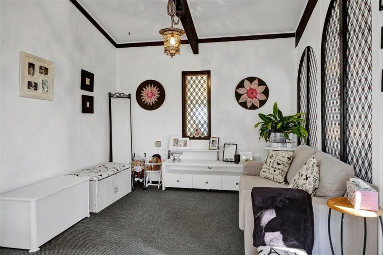 Photo of property in 15 Kowhai Street, Hawera, 4610