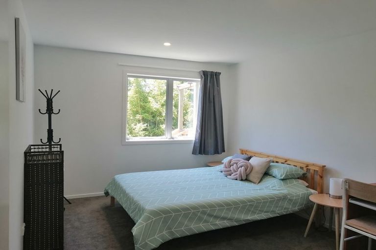 Photo of property in 3 Julia Place, Totara Vale, Auckland, 0629