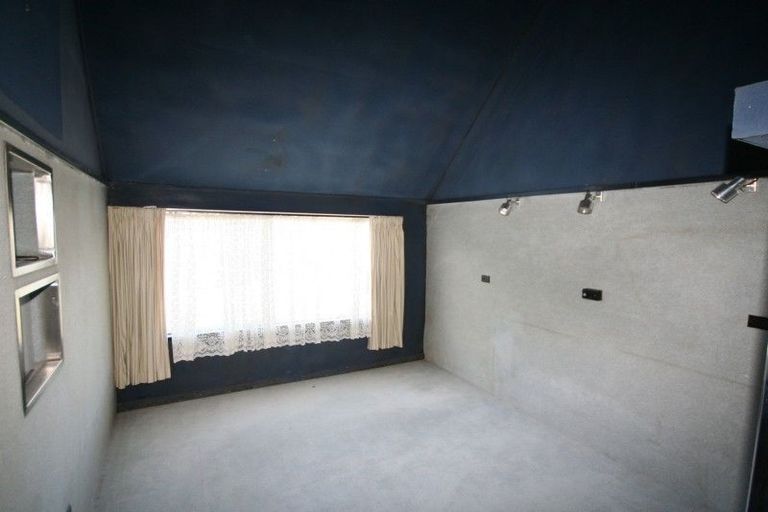 Photo of property in 100 Lake Road, Koutu, Rotorua, 3010