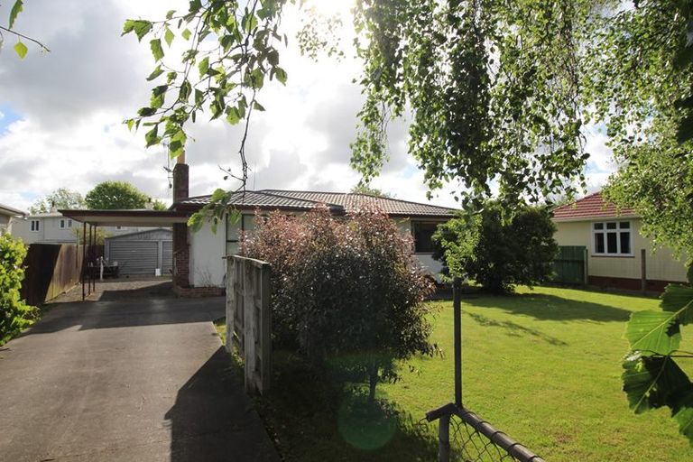 Photo of property in 71 Bridge Street, Bulls, 4818