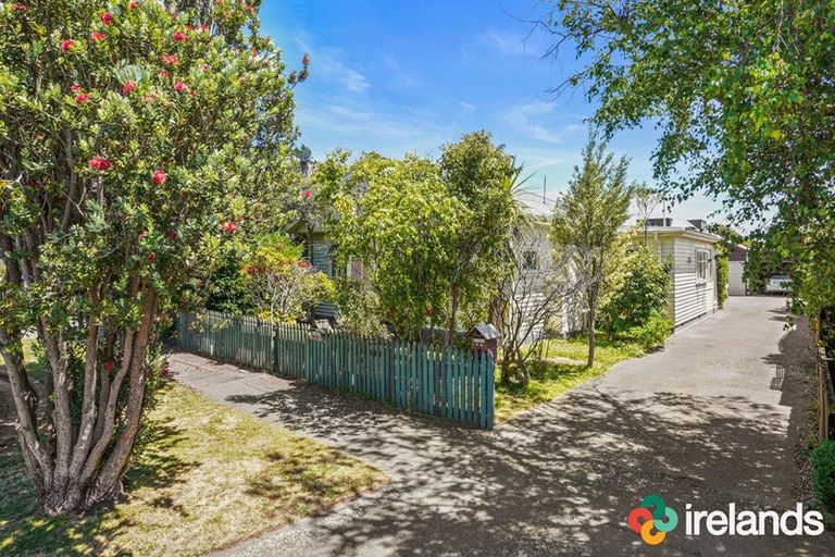 Photo of property in 1/3 Celia Street, Redcliffs, Christchurch, 8081