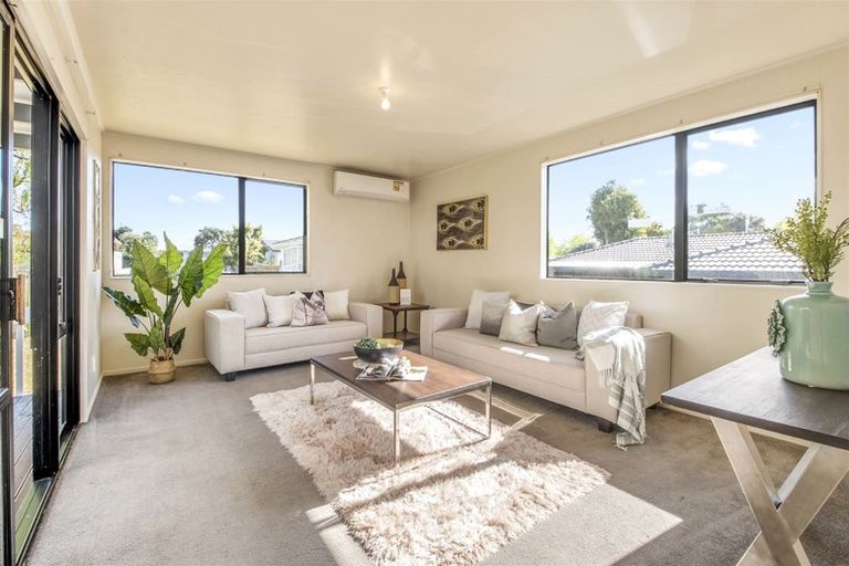 Photo of property in 22 Janese Place, Weymouth, Auckland, 2103