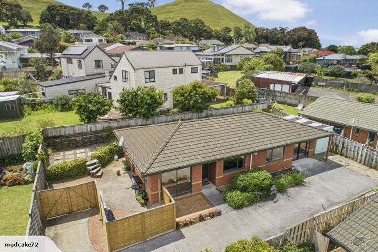 Photo of property in 1/103 Wallace Road, Mangere Bridge, Auckland, 2022