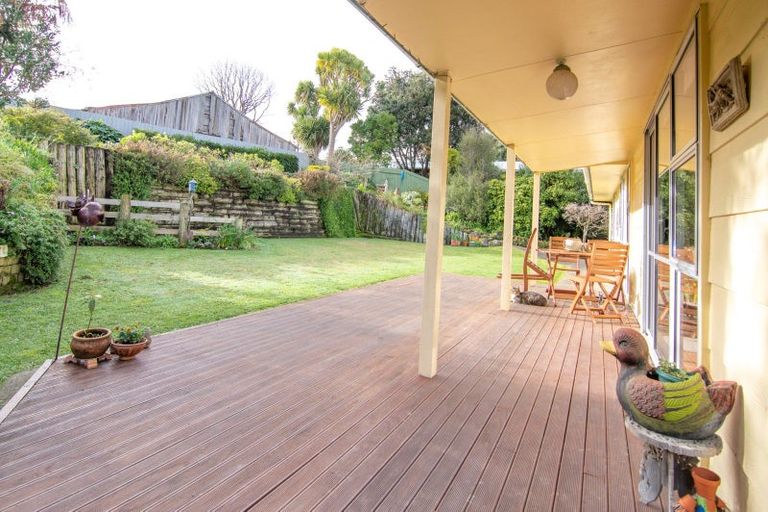 Photo of property in 2 Paul Place, Awapuni, Palmerston North, 4412