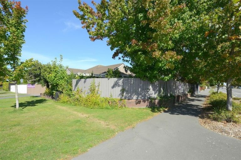 Photo of property in 1/164 Blighs Road, Strowan, Christchurch, 8052