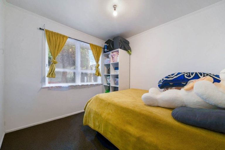 Photo of property in 5 Malmo Place, Manurewa, Auckland, 2102