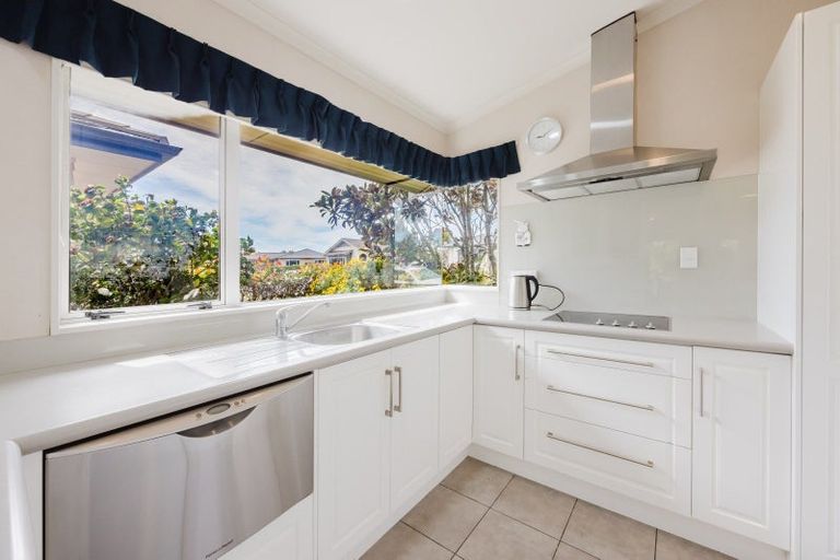 Photo of property in 11 Belgrove Drive, Waipukurau, 4200