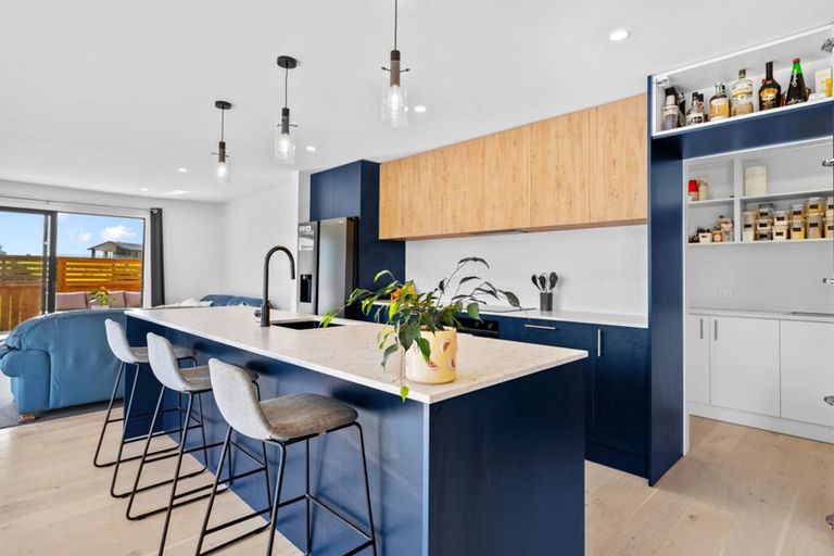 Photo of property in 71 Tamure Place, Ruakaka, 0116