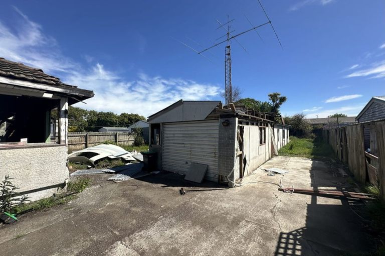 Photo of property in 104 Estuary Road, South New Brighton, Christchurch, 8062