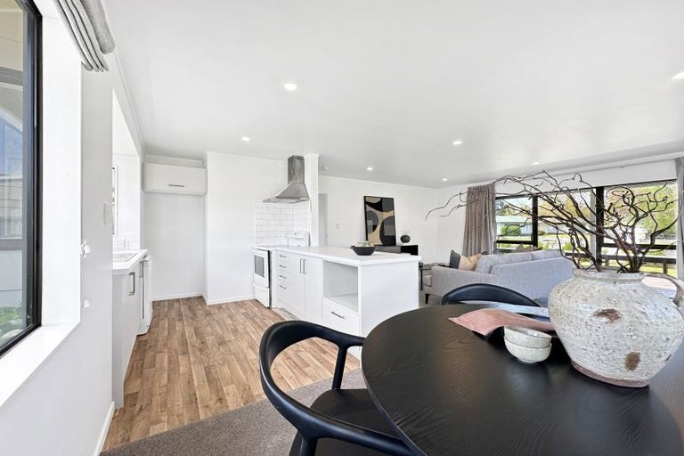 Photo of property in 10 Antonia Place, Kinloch, Taupo, 3377