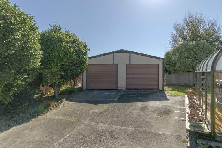 Photo of property in 28 Mcgregor Avenue, Pirimai, Napier, 4112