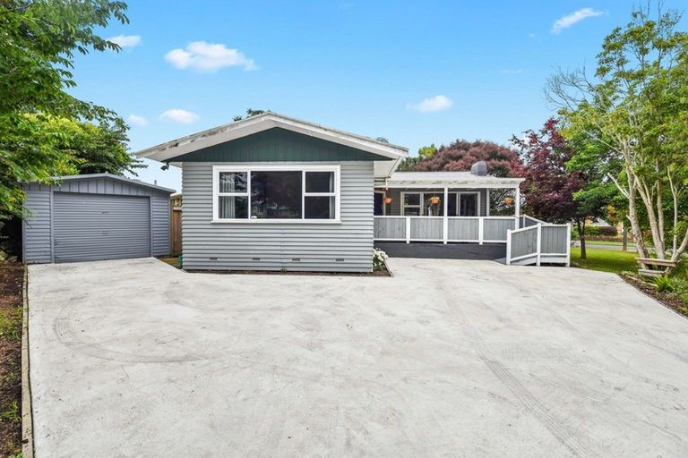 Photo of property in 15 Matthews Crescent, Melville, Hamilton, 3206