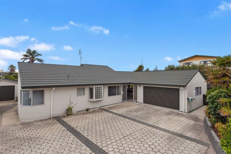 Photo of property in 43 Fishermans Drive, Coastlands, Whakatane, 3120