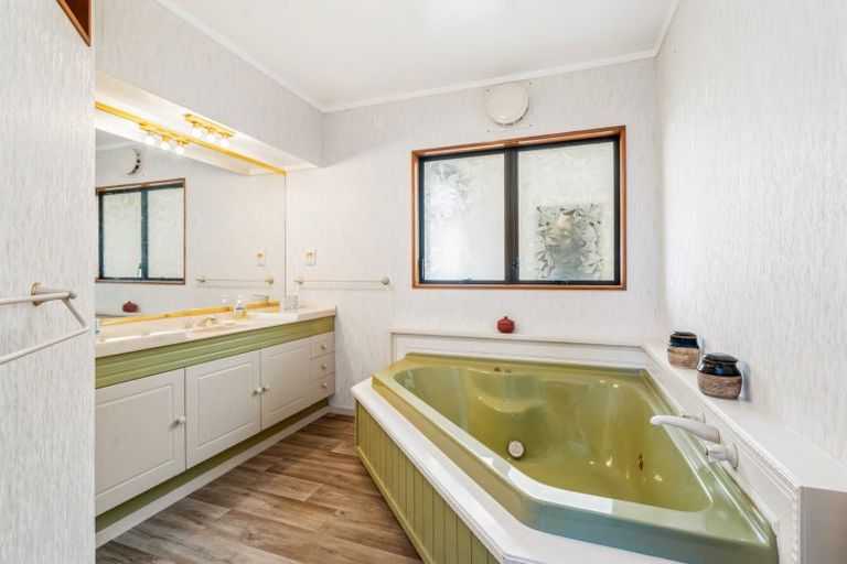 Photo of property in 8 Harbour View Road, Onerahi, Whangarei, 0110