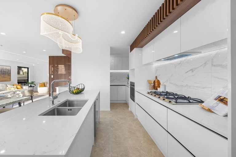 Photo of property in 3 Tinaku Road, Flat Bush, Auckland, 2019