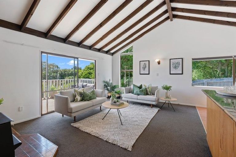 Photo of property in 5 Amokura Street, Waikanae, 5036