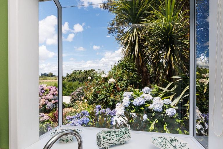 Photo of property in 6 Griffins Road, Marton, 4788